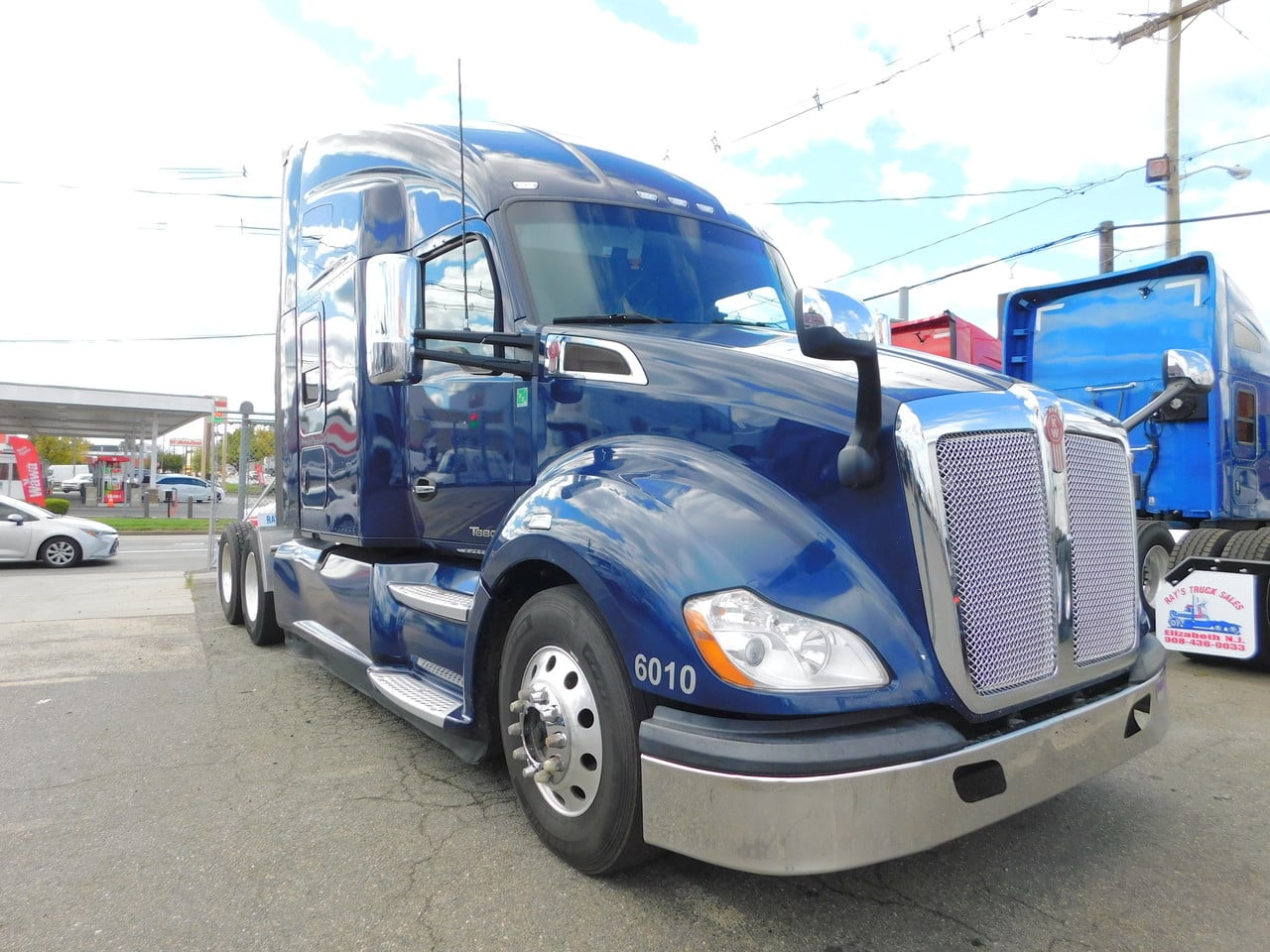 2022 KENWORTH t-680 Tandem Axle Sleeper #1 2022 KENWORTH t-680 Tandem Axle Sleeper #1